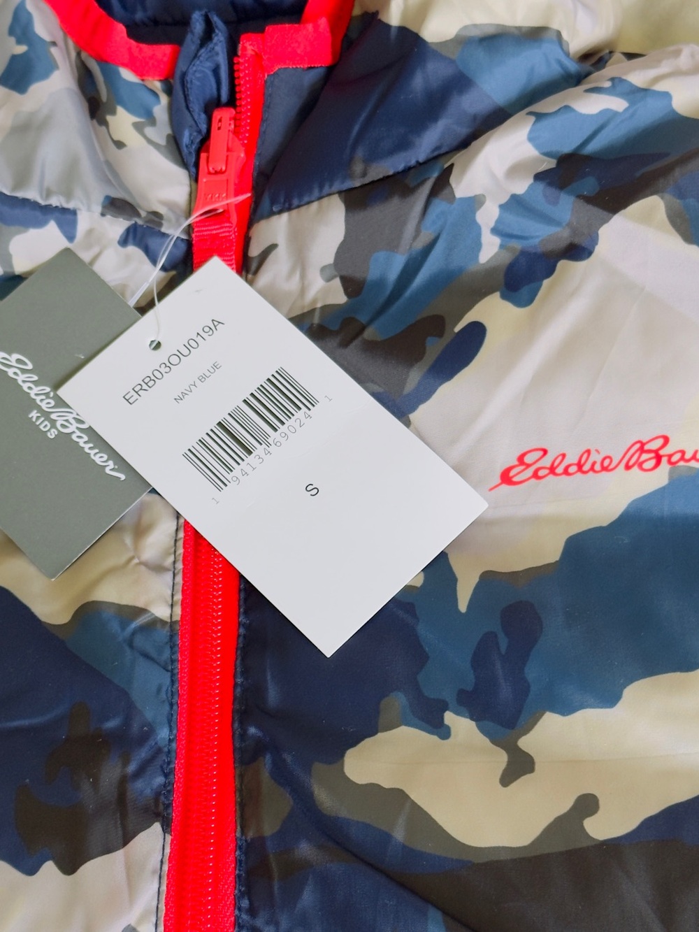 Eddie Bauer Kids Reversible Puffer Jacket in Navy and Camo with Red Trim - Picture 6 of 10